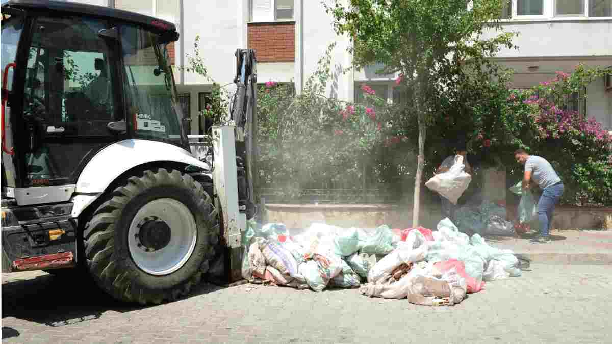 Karşıyaka’da sokaklara moloz atanlara 92 bin TL ceza!