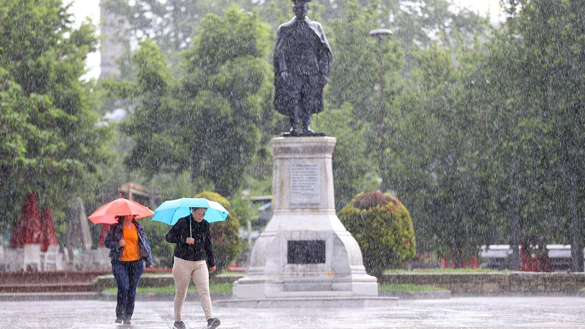 Trakya için gök gürültülü sağanak uyarısı