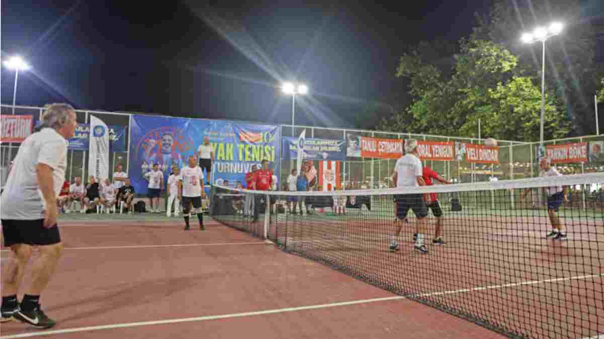 Antalyaspor’un yaşayan efsanesi Metin Ünal onuruna turnuva