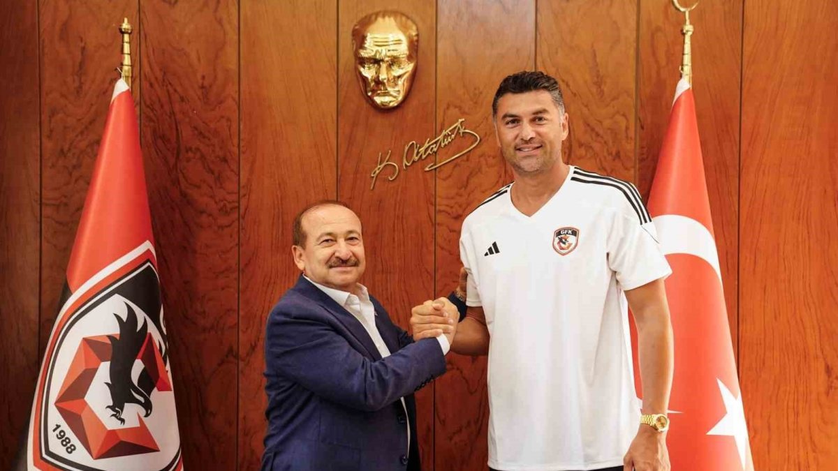 Gaziantep FK'da Burak Yılmaz dönemi resmen başladı