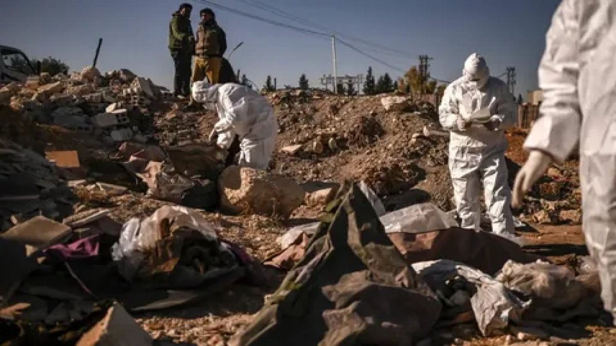 Suriye’de 63’ten fazla toplu mezar belgelendi: Kayıplar 300 bine ulaşabilir