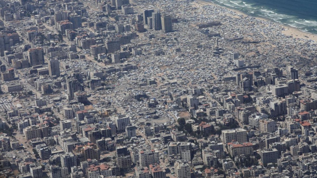 BM: İsrail, Gazze’de yardım görevlilerini hedef aldı