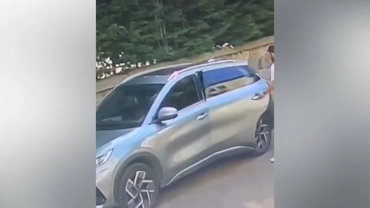Kamera görüntüleri gündem oldu: BYD'nin cam tavanı güneşte patladı