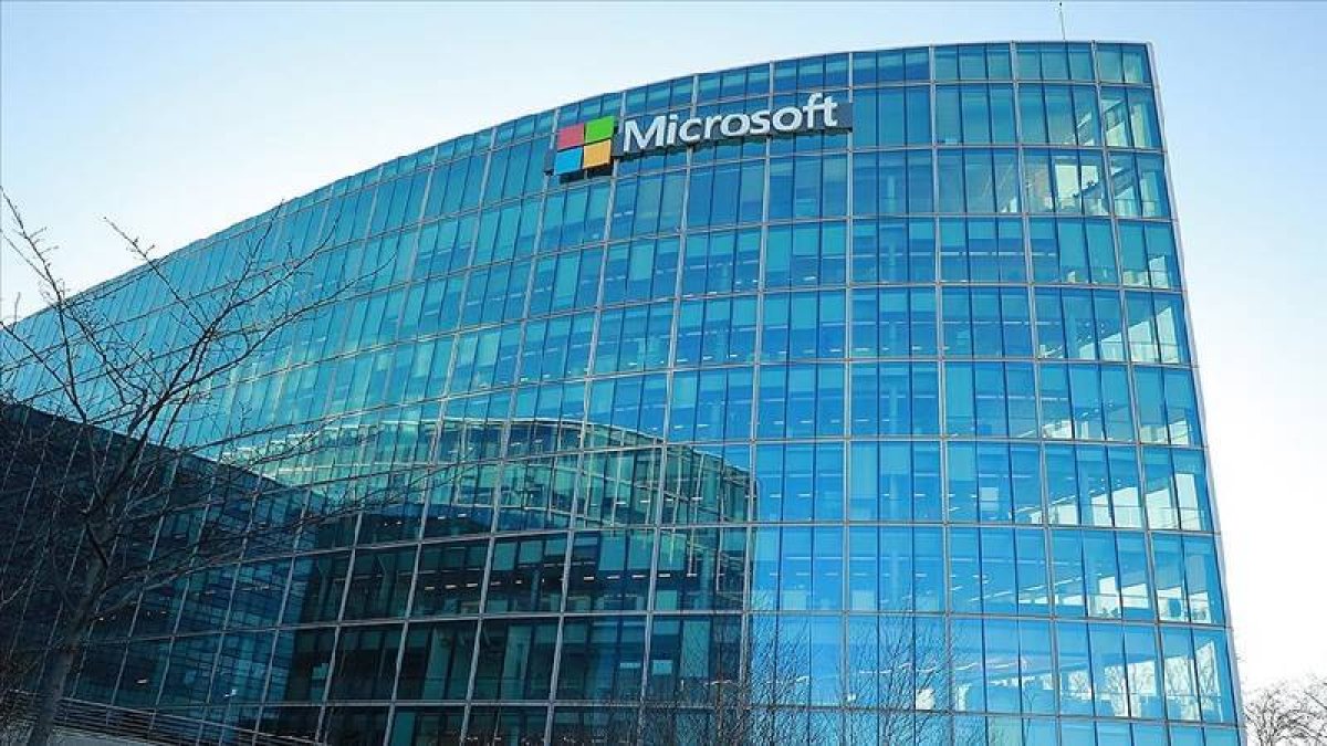 Microsoft Genel Merkezi önünde İsrail protestosu