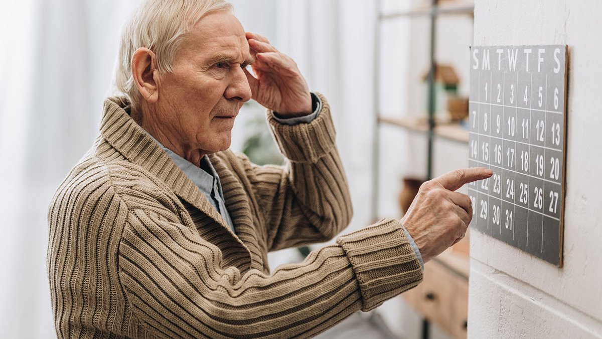 Uzman isim paylaştı: 50 yaş üstü unutkanlığın nedeni bu vitamin!