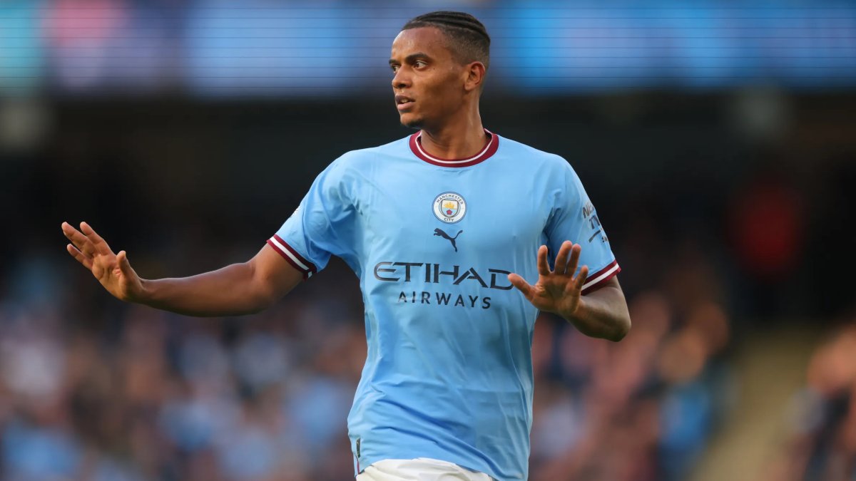 Galatasaray'dan İngiltere çıkarması: Sarı-kırmızılılardan Akanji için resmi temas