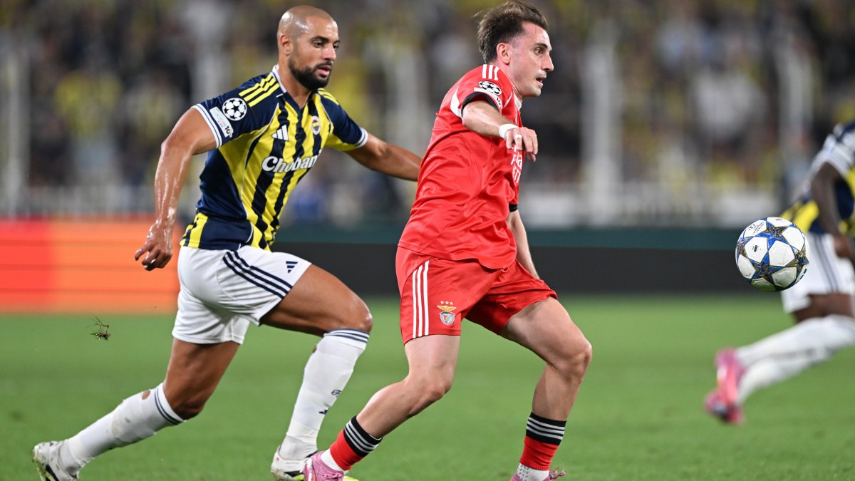 Kadıköy'de kazanan yok: UEFA Şampiyonlar Ligi Play-Off turu ilk maçında Fenerbahçe, Benfica ile berabere kaldı