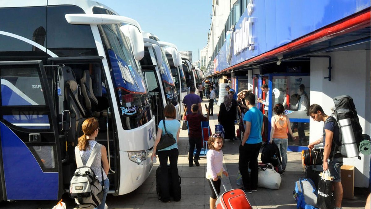Seyahat alışkanlıkları değişiyor: Otobüs bilet fiyatı uçak bileti fiyatını aştı
