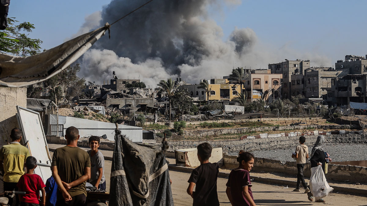 İsrail Gazze'de kara operasyonuna başladı: Filistinliler şehri boşaltıyor