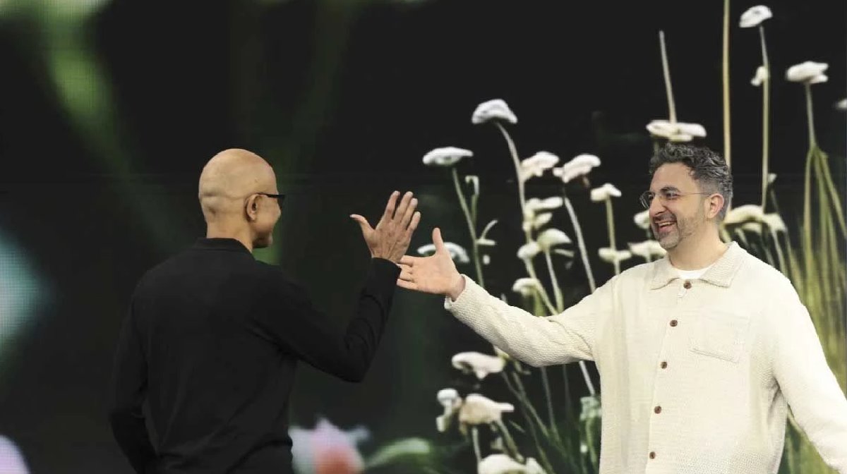 Microsoft’un Türk CEO’sundan yapay zekâ uyarısı: Gelecek için endişeliyim