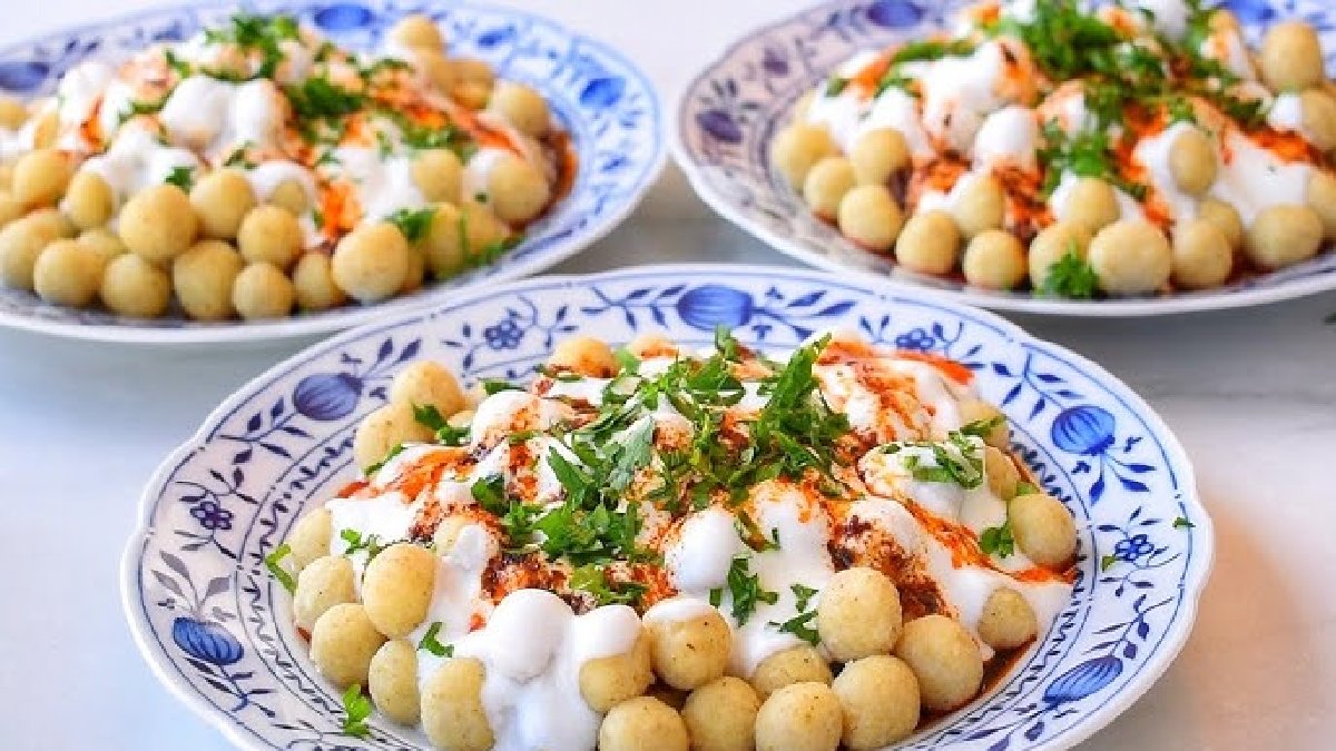 Yaz aylarında çok güzel gidecek! Bulgur ve yoğurdun muhteşem uyumu: İşte bulgurlu yoğurt köftesi tarifi…