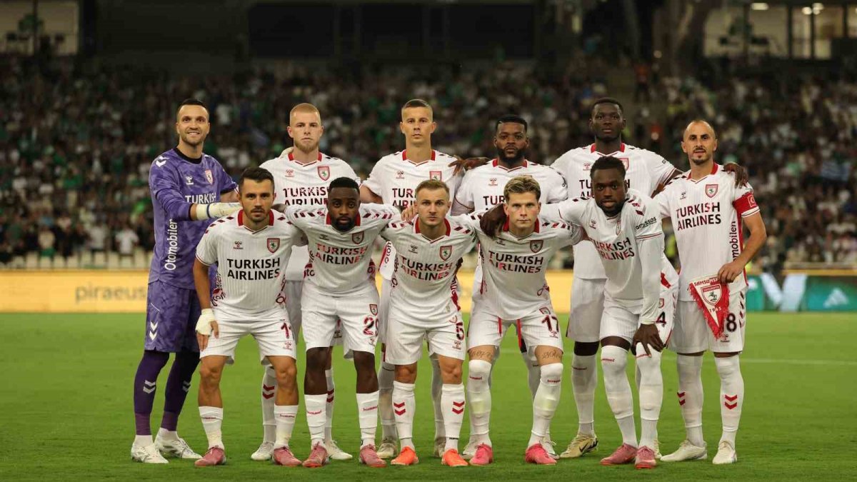 Samsunspor avantajını koruyamadı: Tur umudu rövanşa kaldı