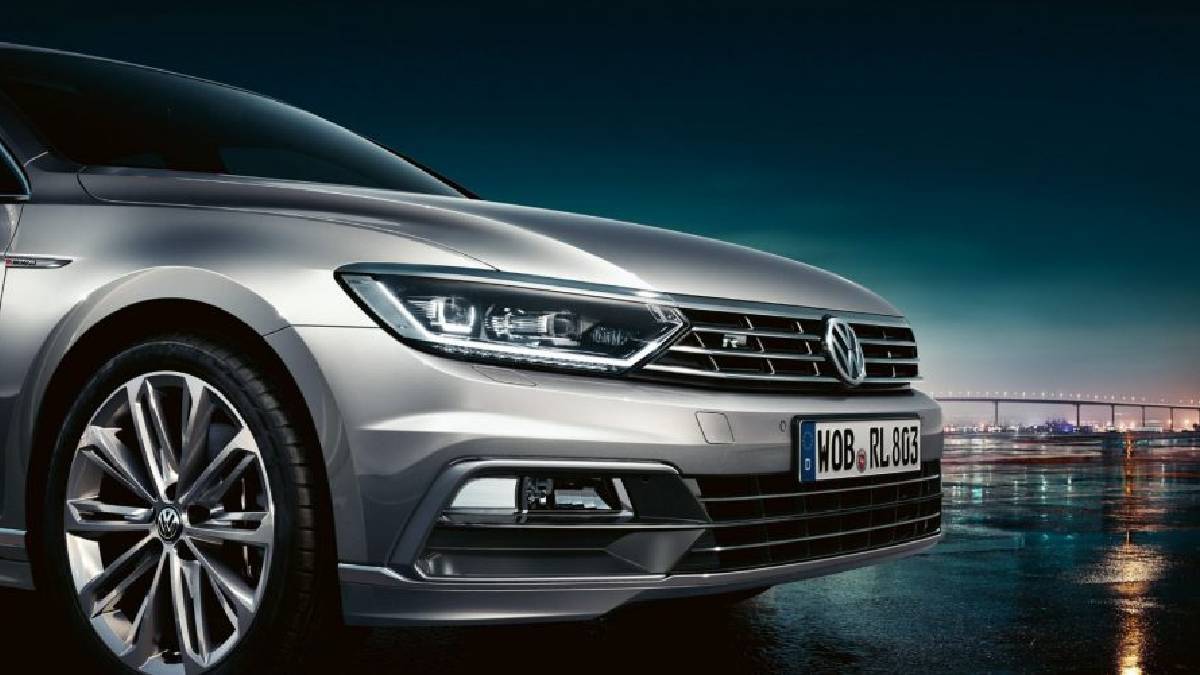 İmkansızı başardı: Volkswagen Passat'ın 2455 km'lik rekoru kırılamıyor