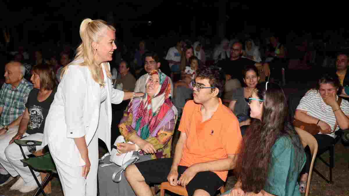 Merkezefendi Belediye Orkestrası Gerzele’de yaz konseri verdi