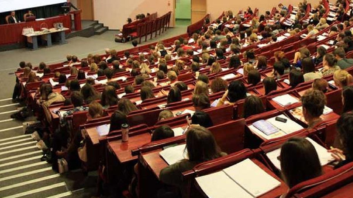 YKS'de ilk 1000’in tercihi belli oldu: Tıp, işletme, tarih önde