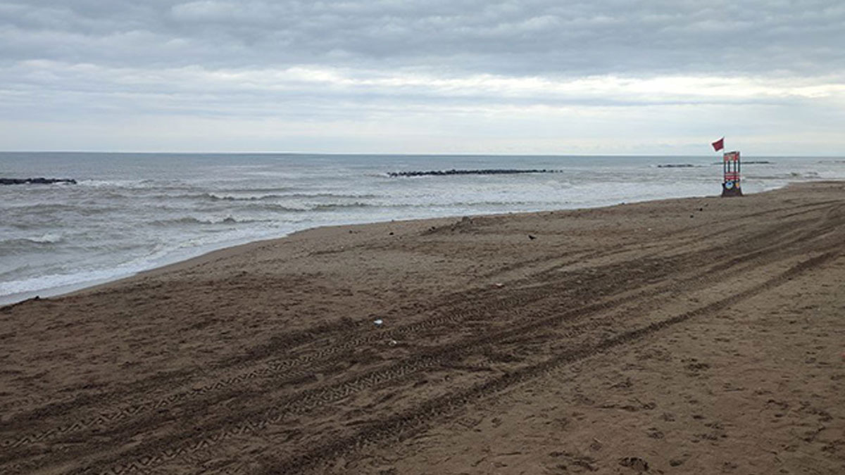Kandıra’da bazı plajlarda denize girmek yasaklandı