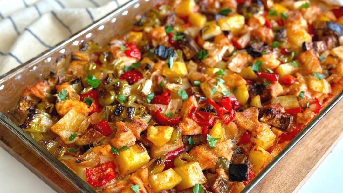 Hem pratik hem de çok lezzetli! Misafirlerinize şipşak hazırlayın: İşte tavuk tava tarifi…