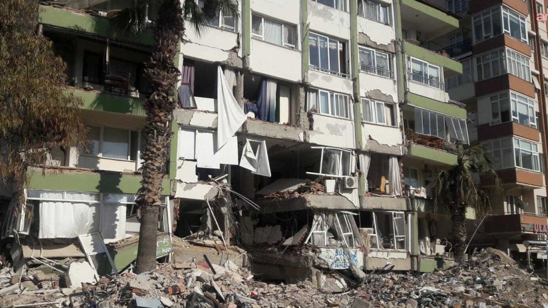 6 Şubat depremlerinde 'Asel Apartmanı' gerçeği: Depremden 13 gün önce şikayet ettiği bina mezarı oldu