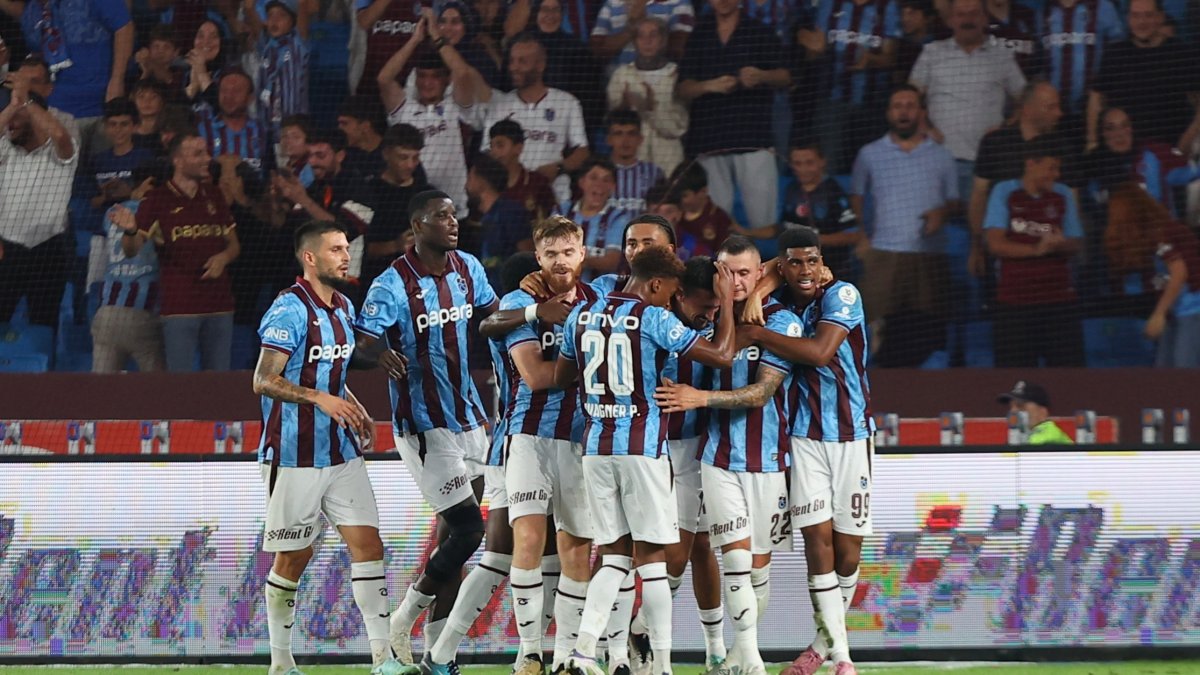 Fırtına kayıpsız ilerliyor: Trabzonspor, Antalyaspor'u 1-0 yenerek Süper Lig'teki galibiyet serisini sürdürdü