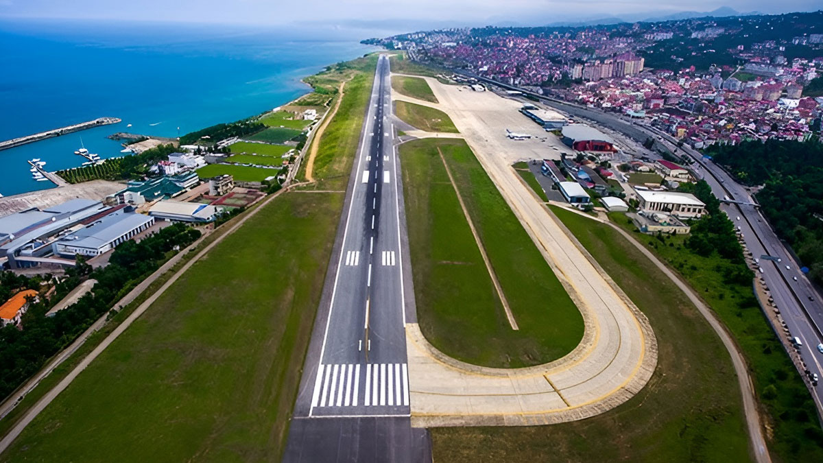 Trabzon'un yeni havalimanının pisti 3250 metre olacak! 15 milyon yolcuyu ağırlayacak