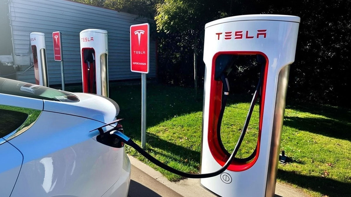 Tesla Supercharger şarj ücretlerine rekor zam! İki haftada fiyat artışı kızdırdı