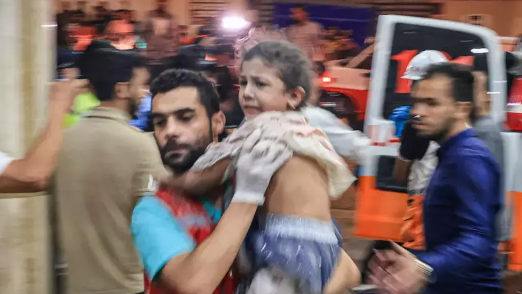 Gazze’de Nasser Hastanesi’ne saldırı: 15 ölü