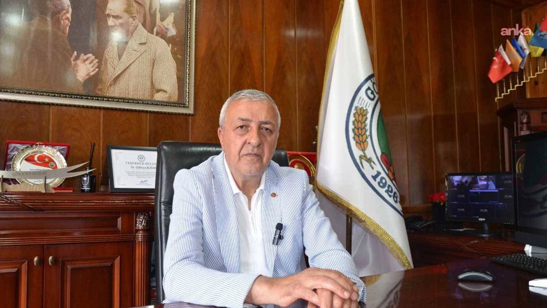 Göle Belediye Başkanı Gökhan Budak CHP'den istifa etti