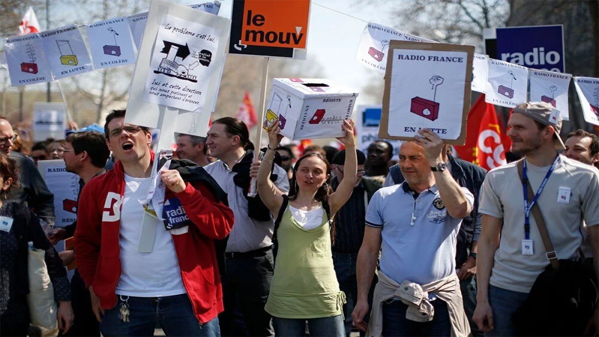 Fransa’da Radio France çalışanları süresiz greve başladı