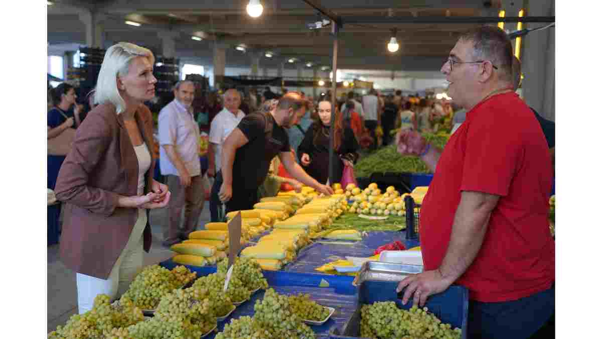 Başkan Subaşı kapalı pazar esnafı ve vatandaşlarla buluştu