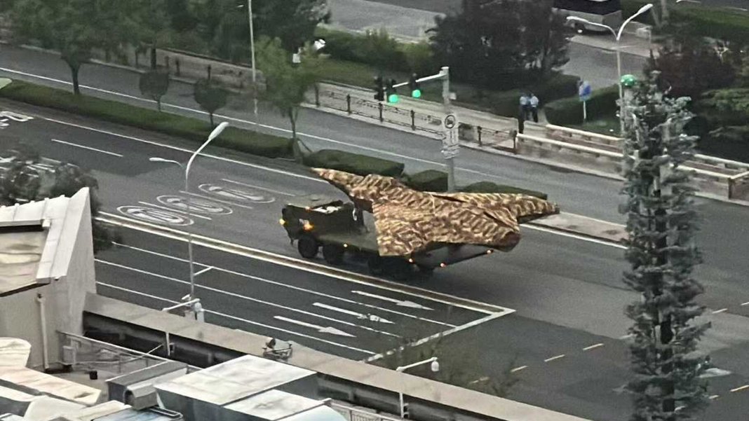 Uydu görüntüleri ortaya çıkardı: İşte Çin’in ABD’yi vuracak yeni silahları