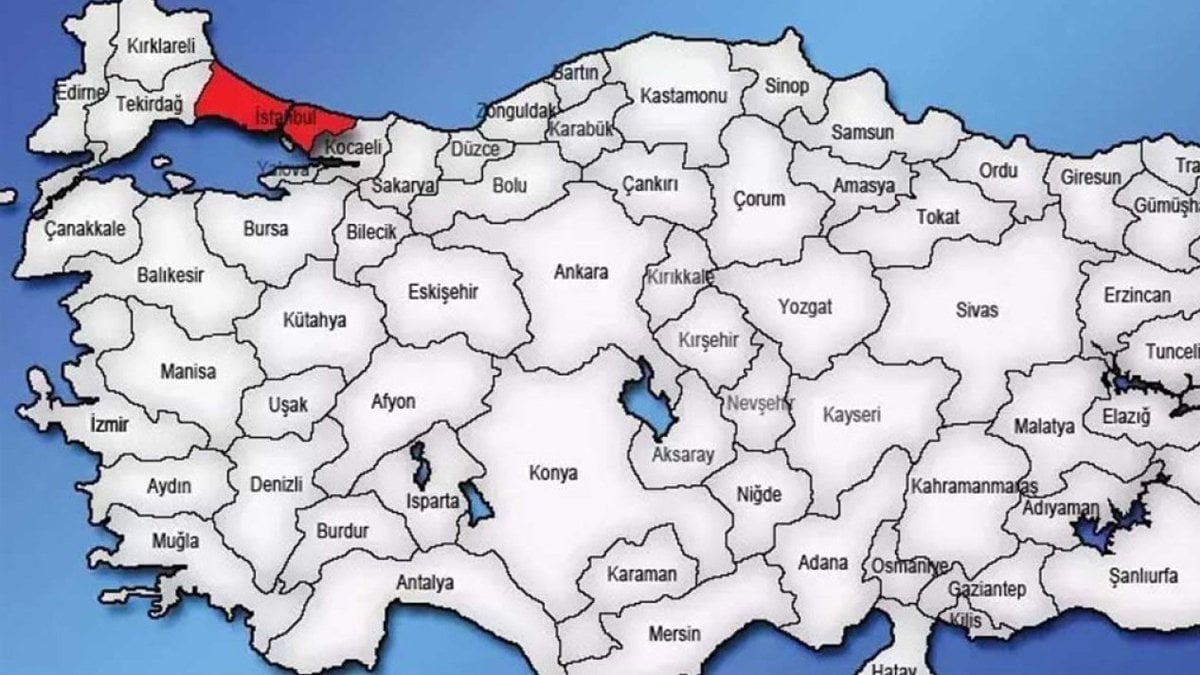 İstanbul’da rüzgârlı bir Çarşamba: Sıcaklık 30 dereceye yükselecek! İşte 27 Ağustos 2025 İstanbul hava durumu...