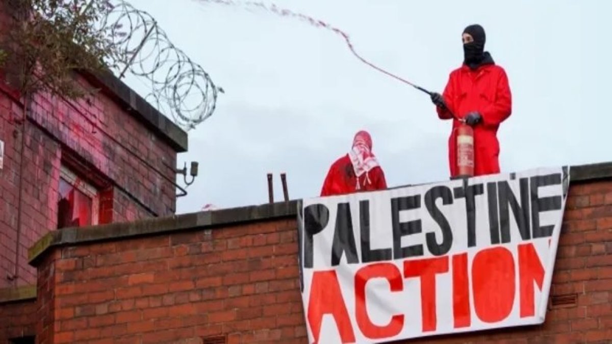 İngiltere’de Filistin destekçileri fabrikayı bastı: İsrail’e savaş uçağı parçası üretimi durduruldu