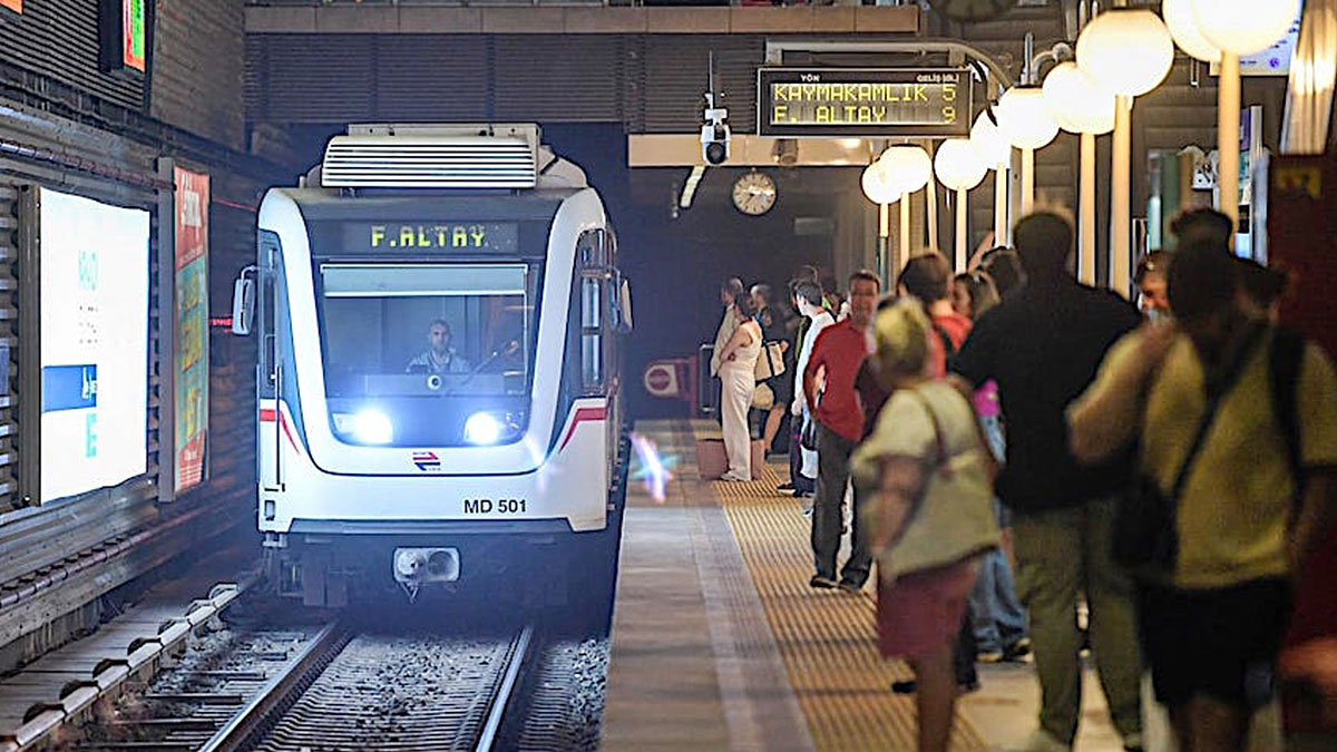İzmir M2 metro hattı tünellerinde yüzde 77 geçildi! Trafik sorununa neşter vuracak