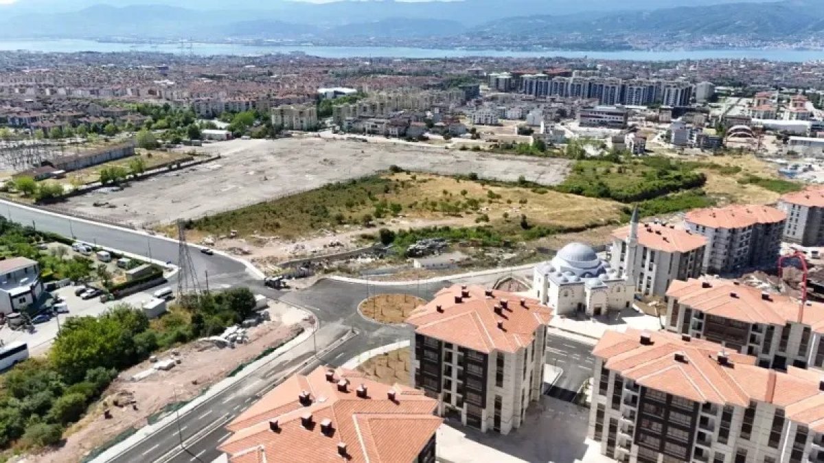 Körfez Güney Mahallesi'nden kentsel dönüşüm tepkisi: “Bize neden ayrımcılık yapılıyor?”