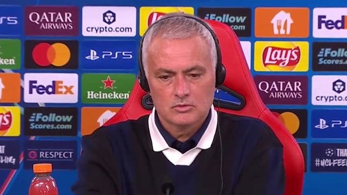 Benfica'ya elenen Fenerbahçe'de Mourinho'dan tepki toplayan açıklama