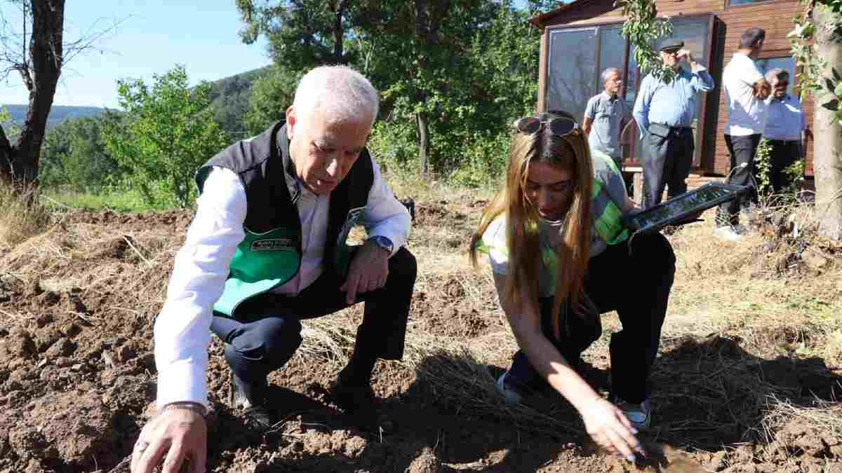 Büyükşehir'den çiftçiye bilimsel destek