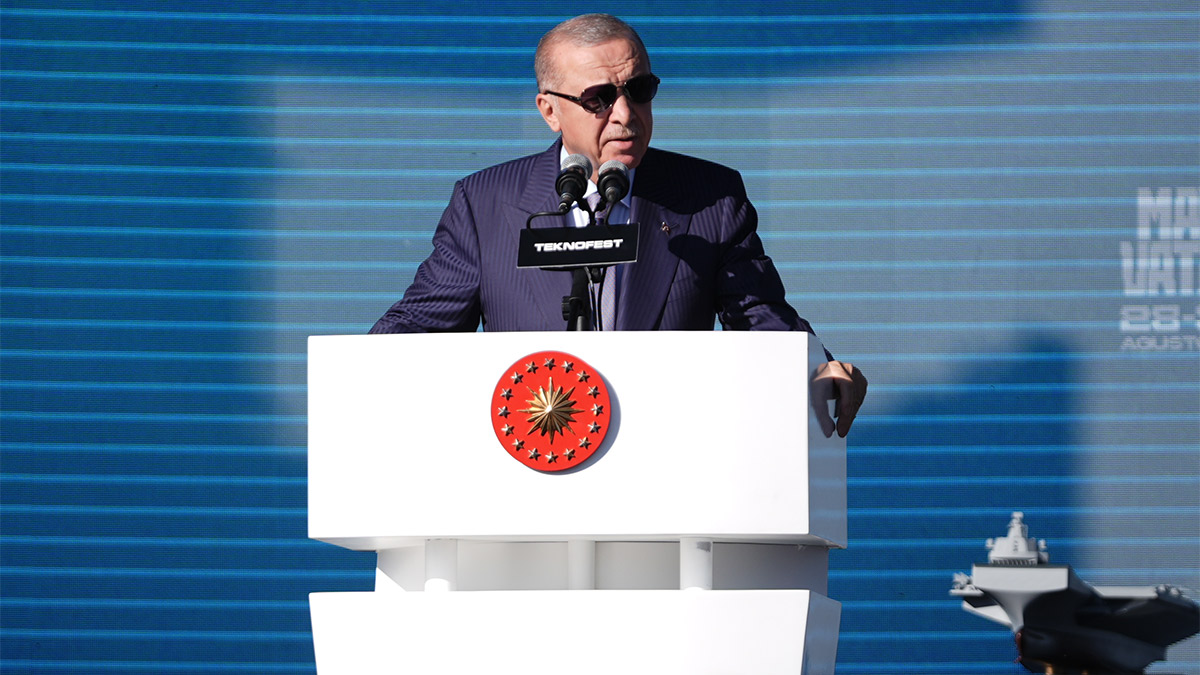 Erdoğan muhalefeti hedef aldı: Kuru gürültüyle önemli günleri geçiştirmiyoruz