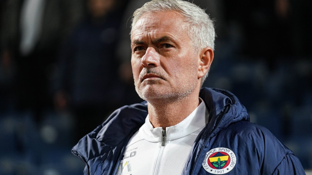 Son dakika... Fenerbahçe'de Mourinho depremi