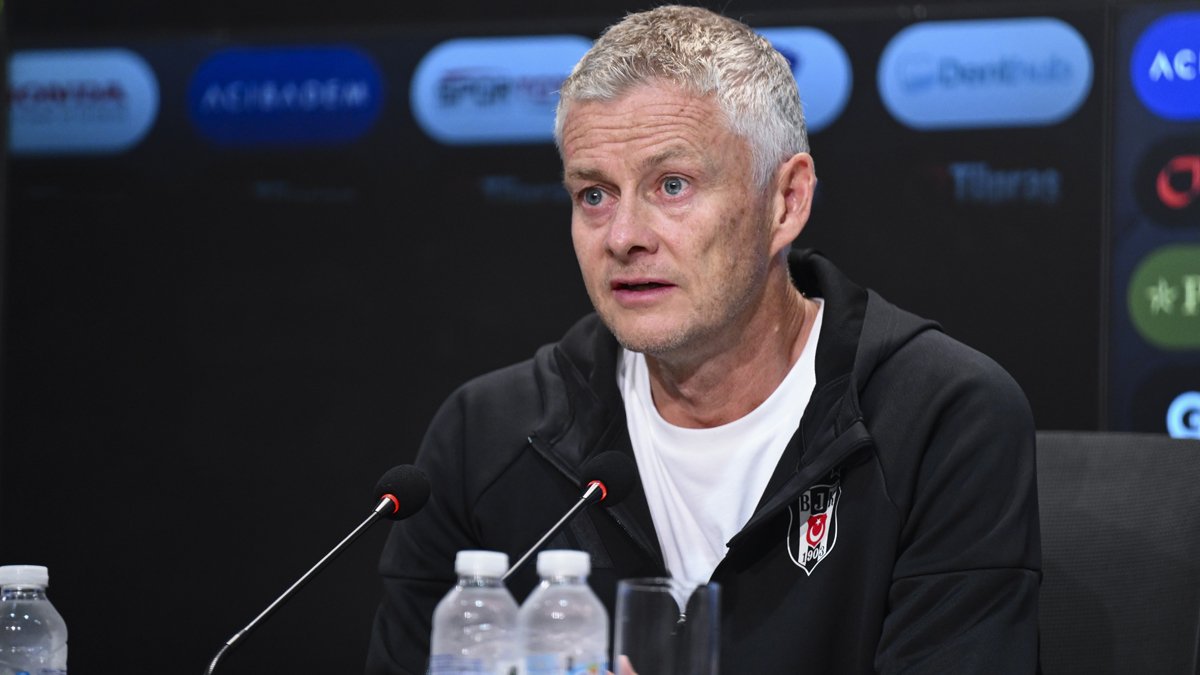 Beşiktaş Ole Gunnar Solskjaer ile yollarını ayırdığını açıkladı