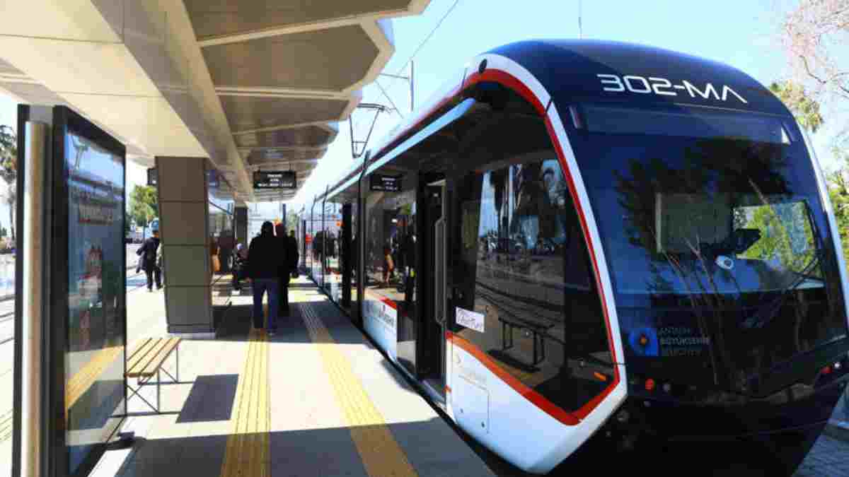 Büyükşehir’e ait toplu ulaşım araçları 30 Ağustos’ta ücretsiz yolcu taşıyacak