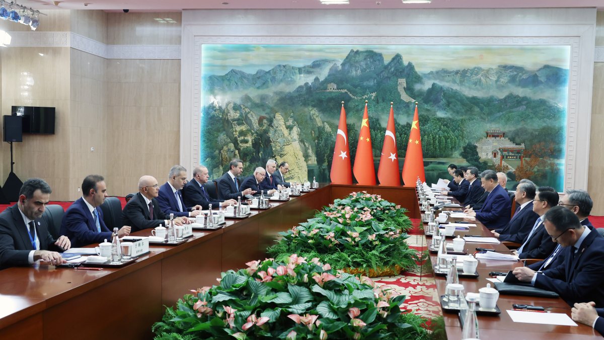 Erdoğan ve Şi Cinping, Tiencin’de görüştü