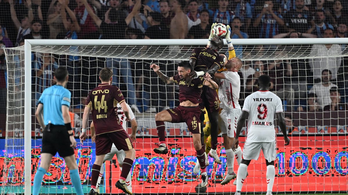 Karadeniz derbisinde puanlar paylaşıldı: Fırtına'nın galibiyet serisi sona erdi