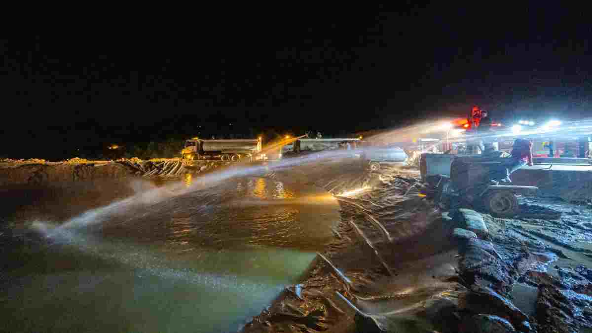 İzmir İtfaiyesi şimdi de Denizli için ter döküyor