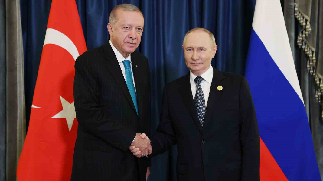 Erdoğan ve Putin, Çin’de bir araya geldi
