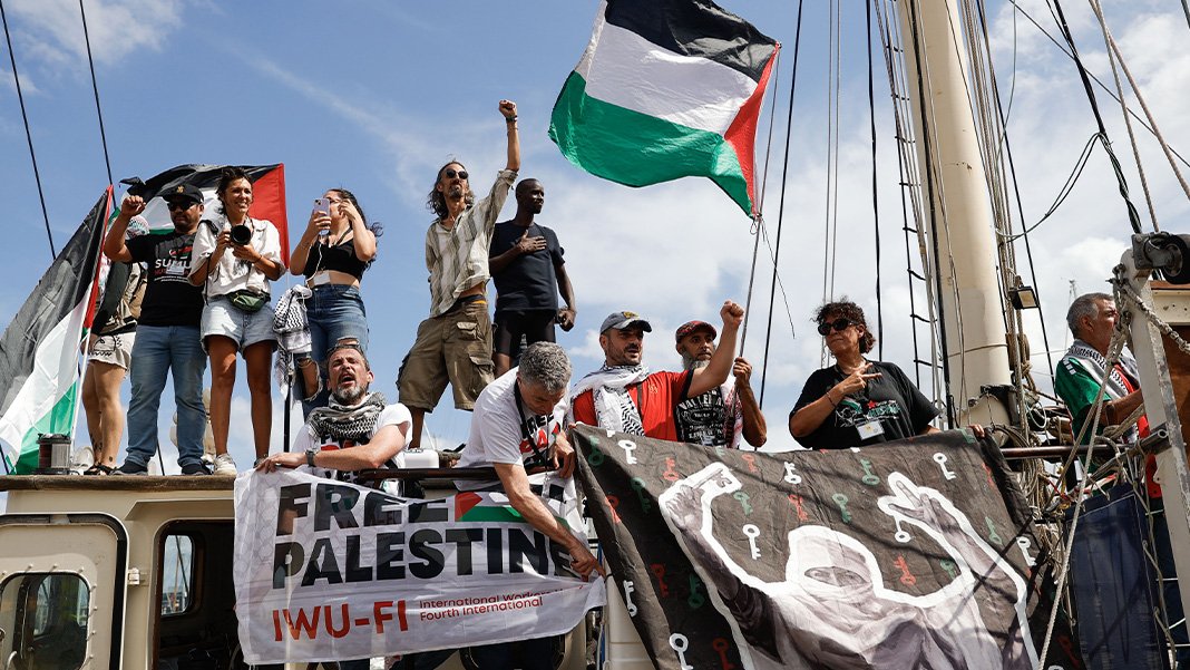 Küresel Sumud Filosu kötü hava koşulları nedeniyle geri döndü