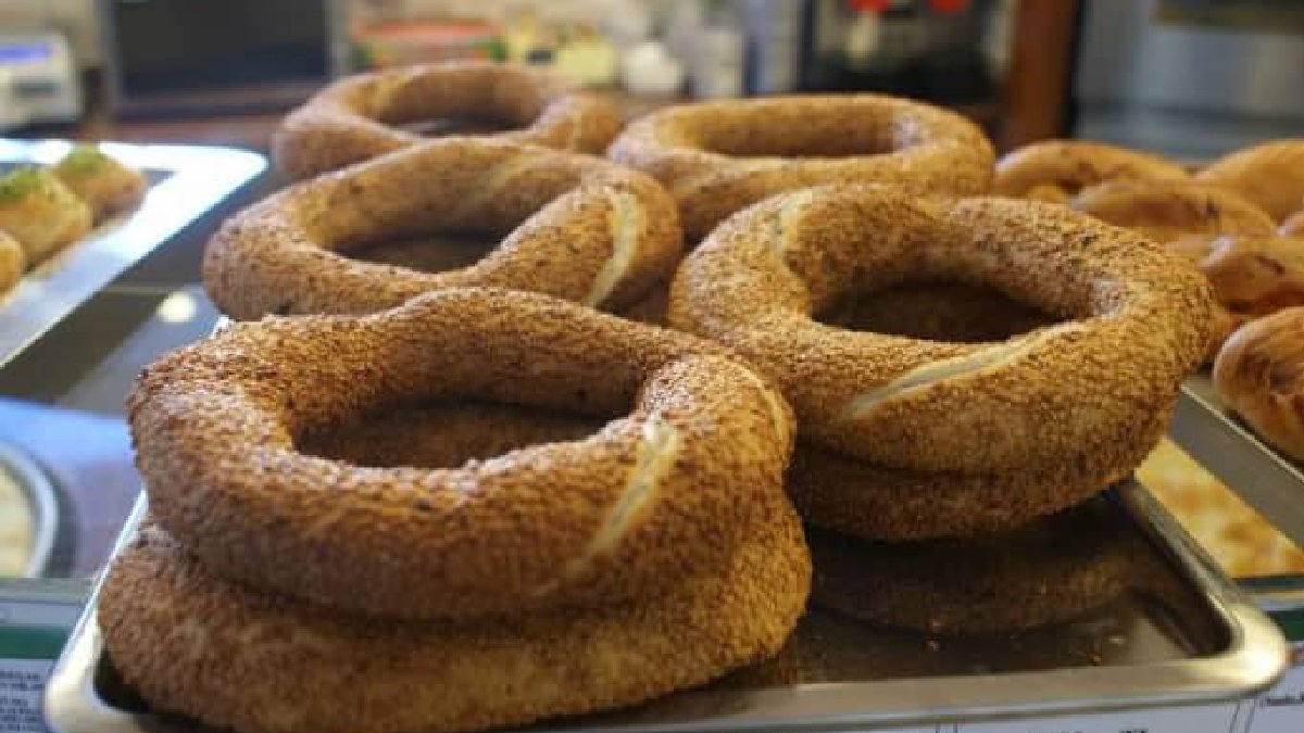 İzmir’in vazgeçilmezi gevrek artık 20 lira