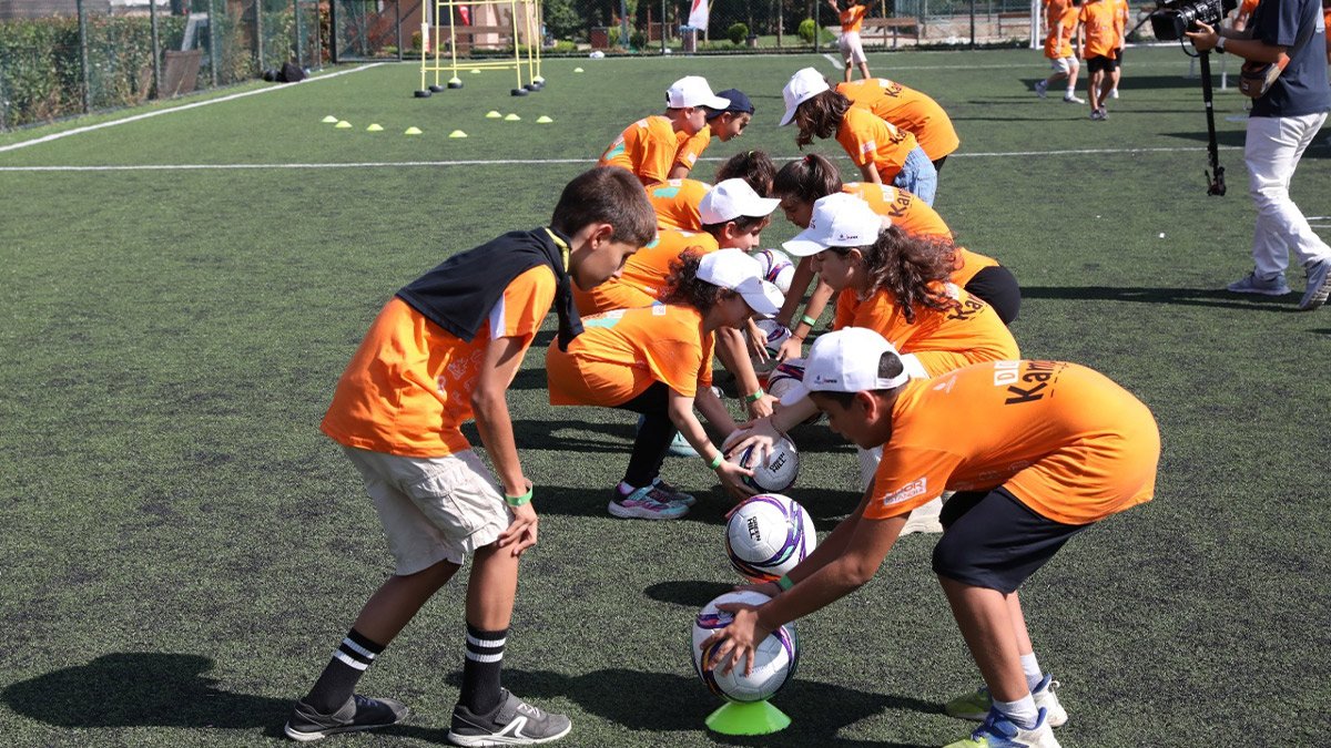 İBB Doğa Kampı’nda 4 bin çocuk bir araya geldi