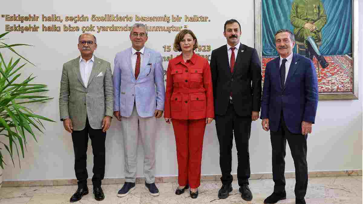 Gökhan Günaydın’dan Başkan Ünlüce’ye ziyaret