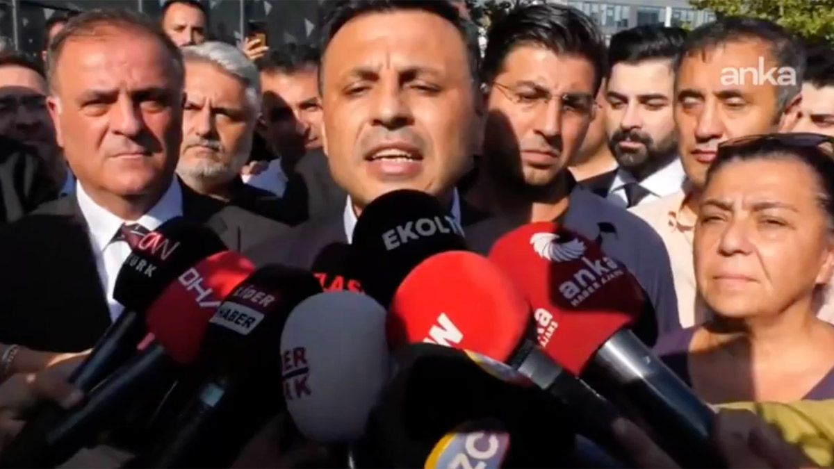 Kayyum kararına Özgür Çelik'ten tepki: CHP'nin iktidar yürüyüşünü durdurma çabası