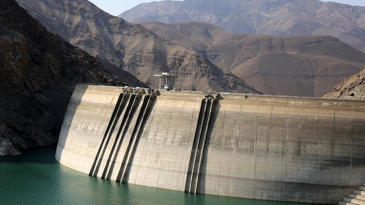 Üç baraj tamamen kurumuştu: İran’da sekiz baraj daha kuruma tehlikesi altında